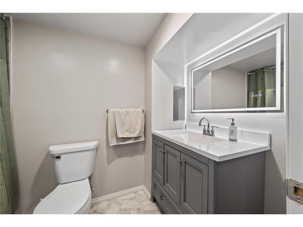 2144 Geranium Avenue E Saint Paul MN 55119 7080169 image21