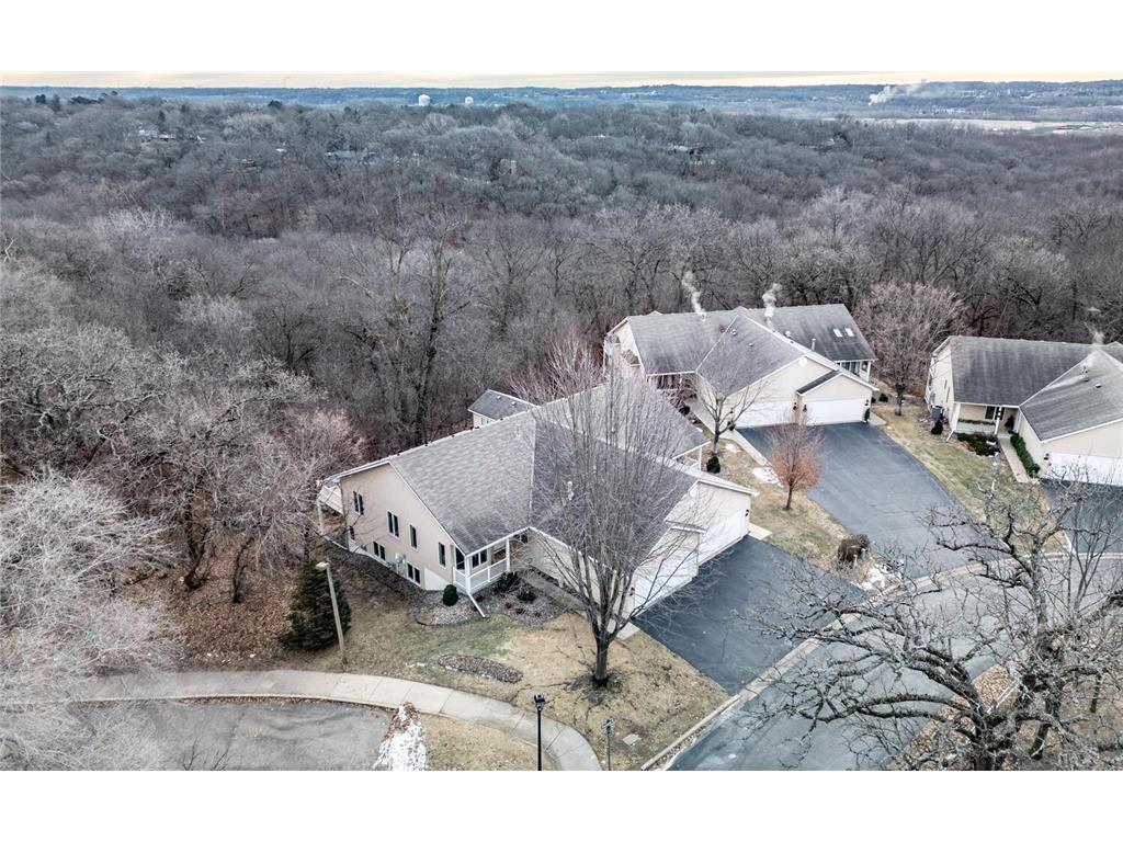 2145 Overlook Drive Bloomington MN 55431 6645660 image1