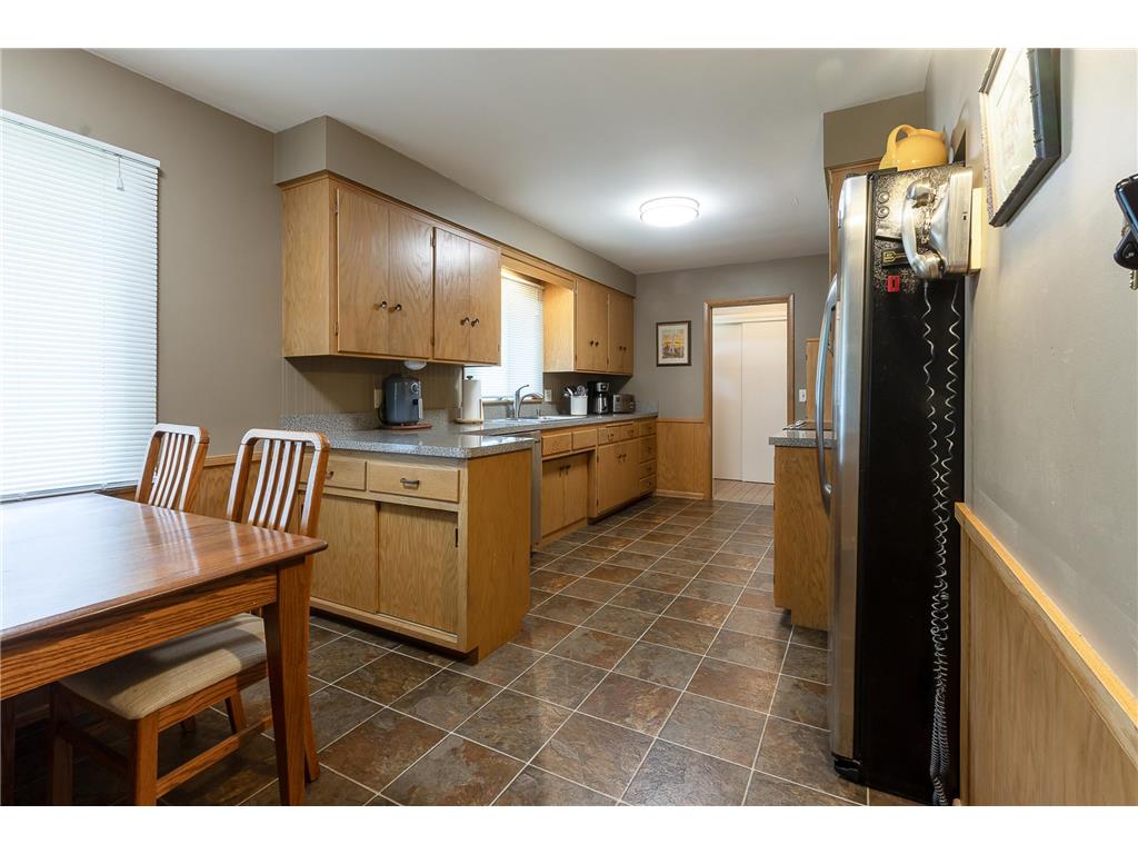 2145 Zealand Avenue N Golden Valley MN 55427 7089465 image4