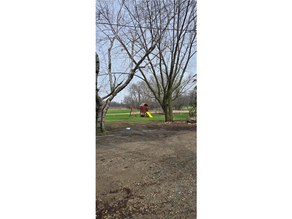 21451 775th Avenue Albert Lea MN 56007 7057335 image21