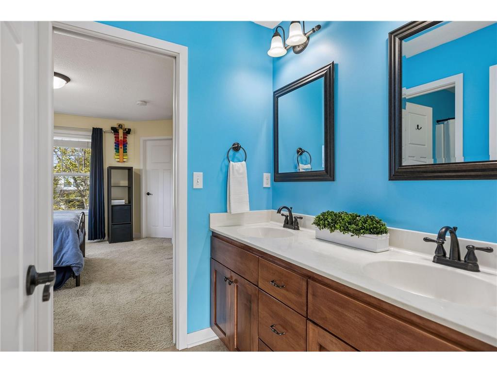 2146 Vermillion Bay Woodbury MN 55129 7062710 image26