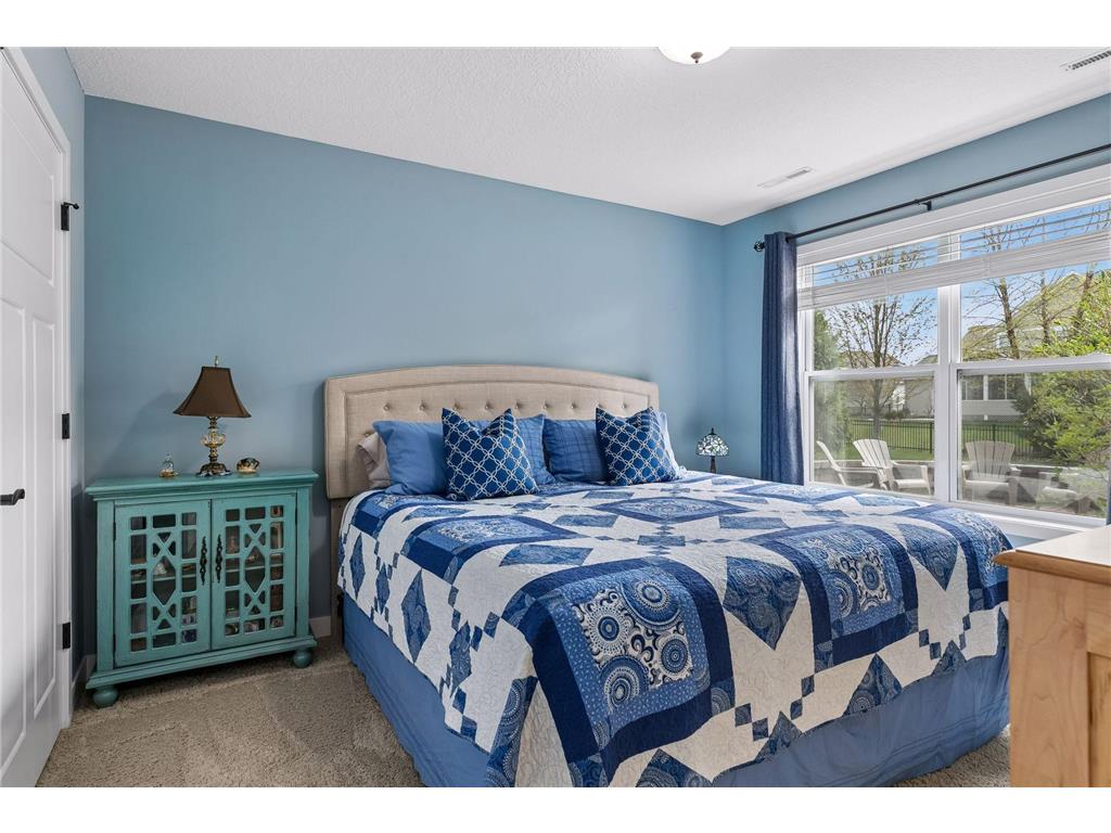 2146 Vermillion Bay Woodbury MN 55129 7062710 image35