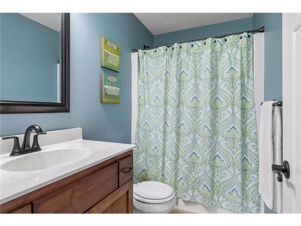 2146 Vermillion Bay Woodbury MN 55129 7062710 image36