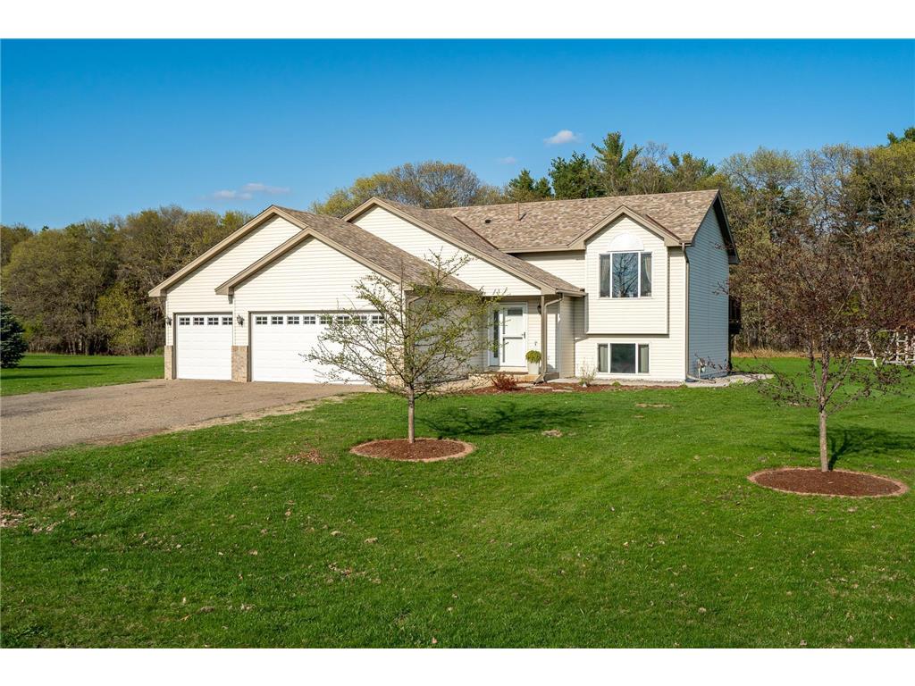 21469 Killdeer Street NW, Oak Grove, MN, 55011 MLS 6363406 Edina