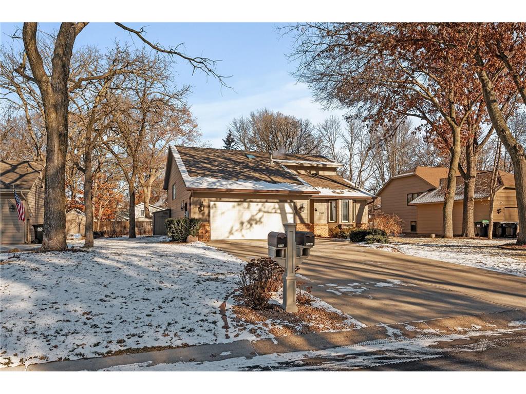 2147 129th Avenue NW Coon Rapids MN 55448 6479774 image1