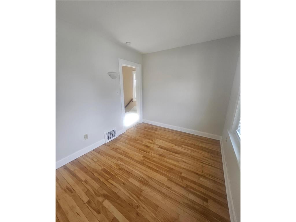 2147 Juliet Avenue Saint Paul MN 55105 7078879 image20