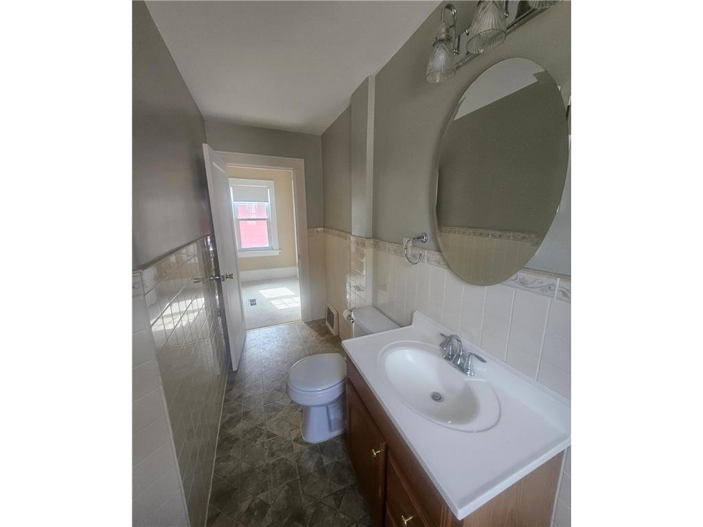 2147 Juliet Avenue Saint Paul MN 55105 7078879 image23