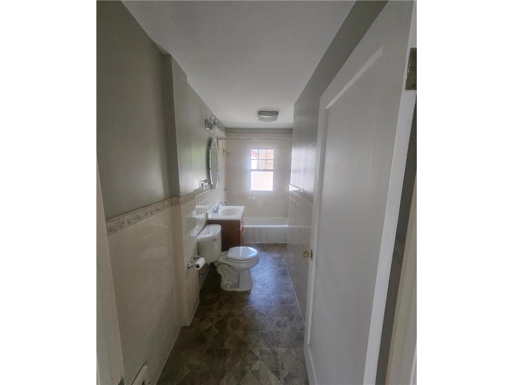 2147 Juliet Avenue Saint Paul MN 55105 7078879 image24