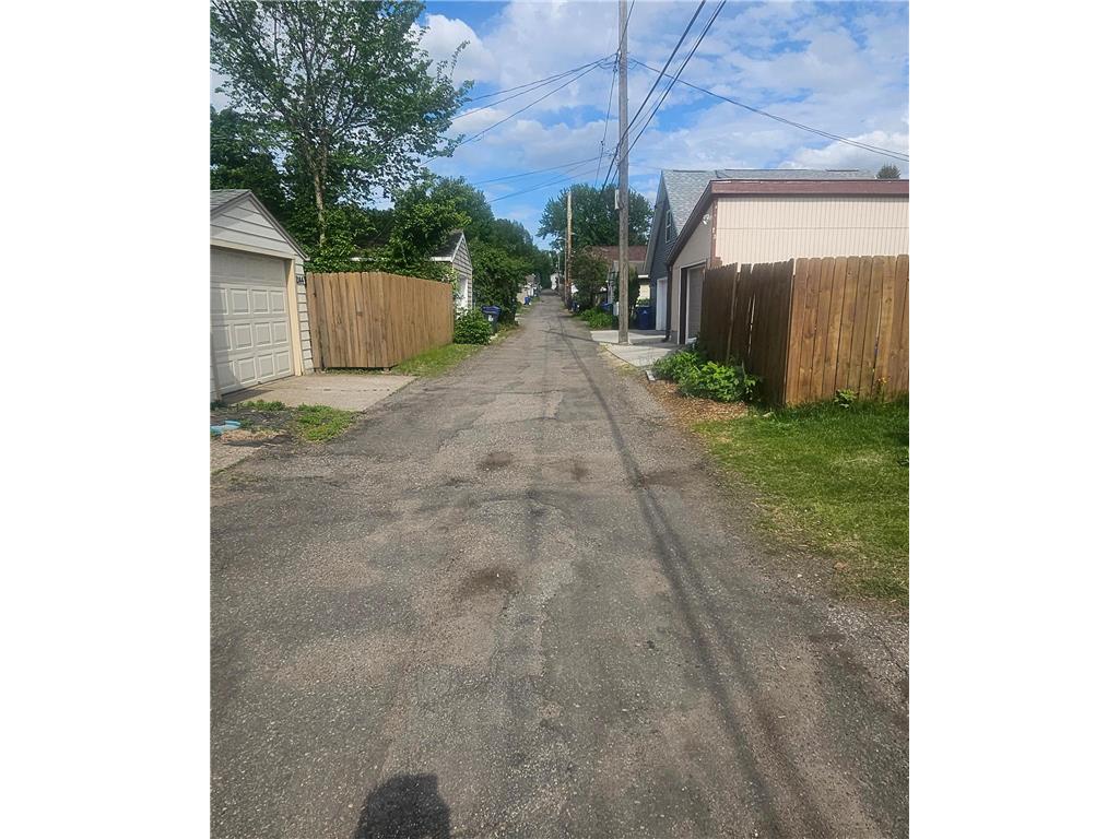 2147 Juliet Avenue Saint Paul MN 55105 7078879 image7