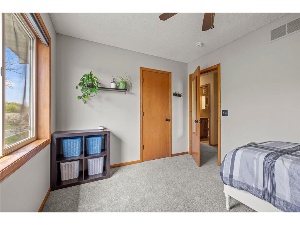 2147 Ponds Court Shakopee MN 55379 7072060 image32