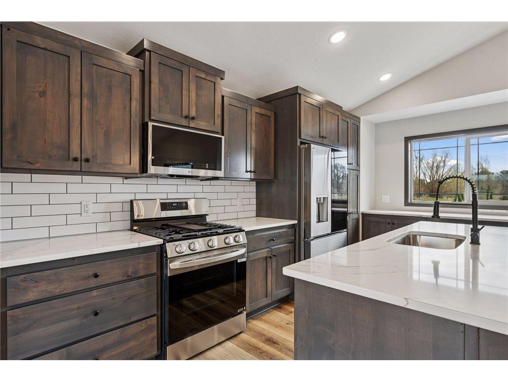 21477 Cottonwood Street NW Oak Grove MN 55011 6780394 image13