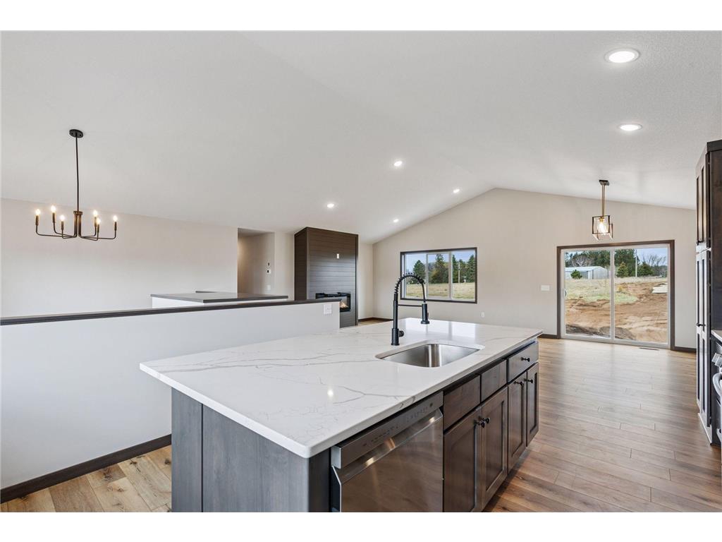 21477 Cottonwood Street NW Oak Grove MN 55011 6780394 image15