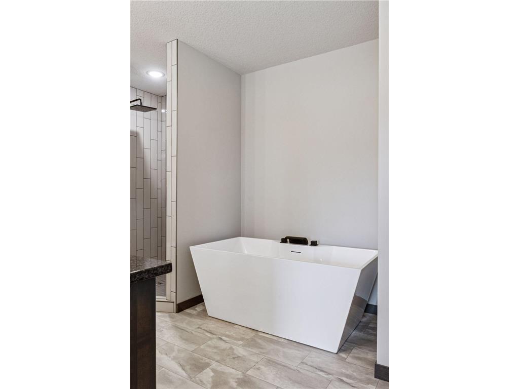 21477 Cottonwood Street NW Oak Grove MN 55011 6780394 image20