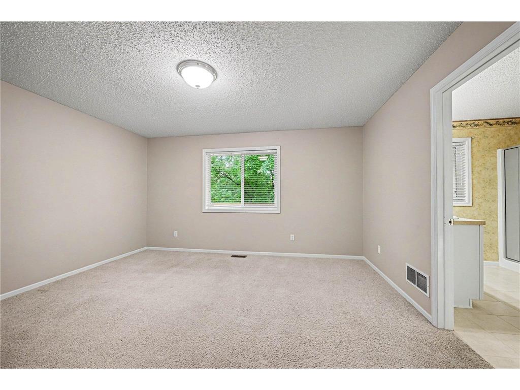 2149 126th Avenue NW Coon Rapids MN 55448 7086011 image11