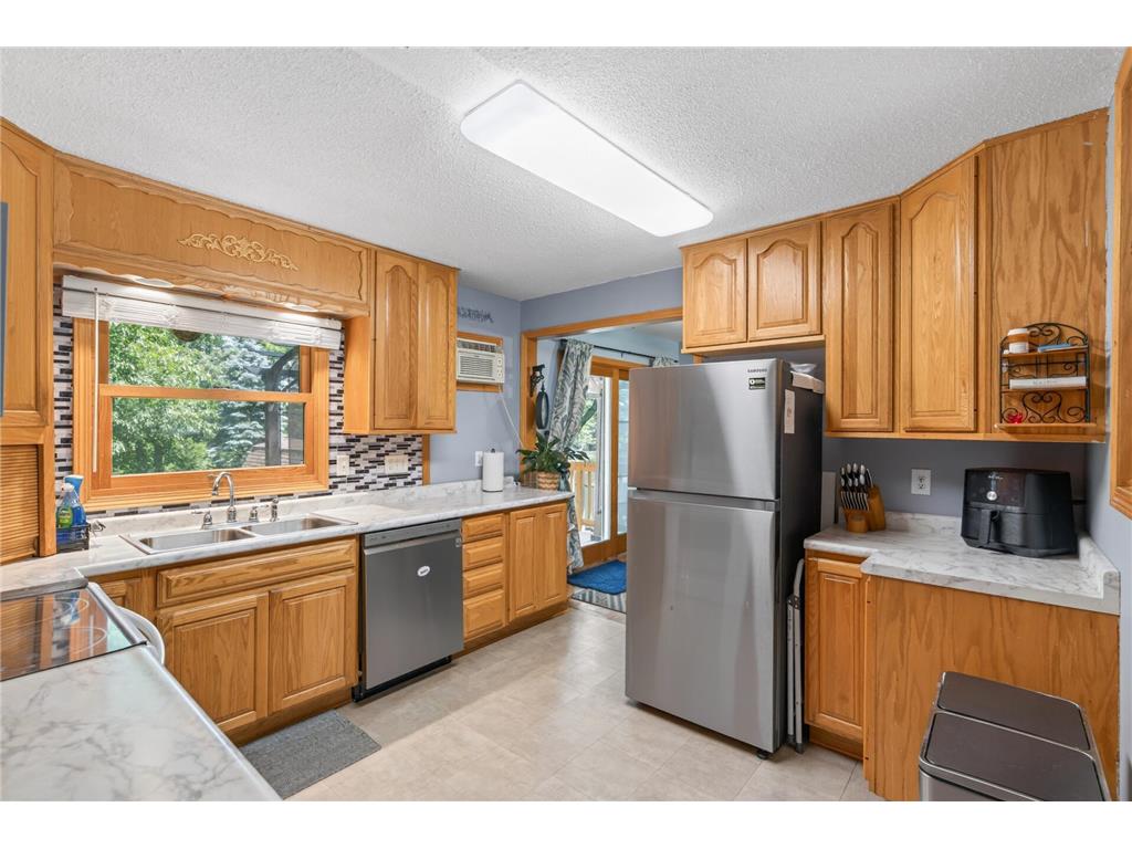 2149 131st Avenue NW Coon Rapids MN 55448 7103223 image9