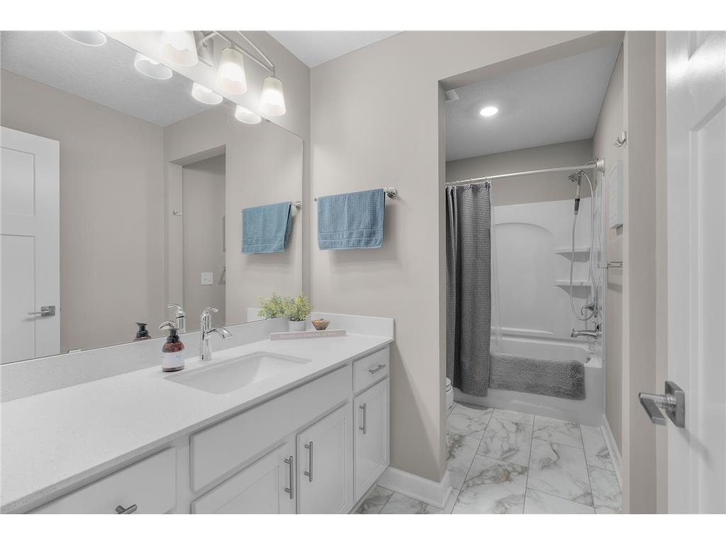 2149 Johanna Circle Lino Lakes MN 55038 7008019 image39