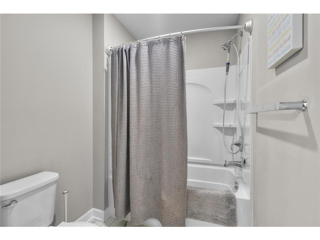 2149 Johanna Circle Lino Lakes MN 55038 7008019 image40