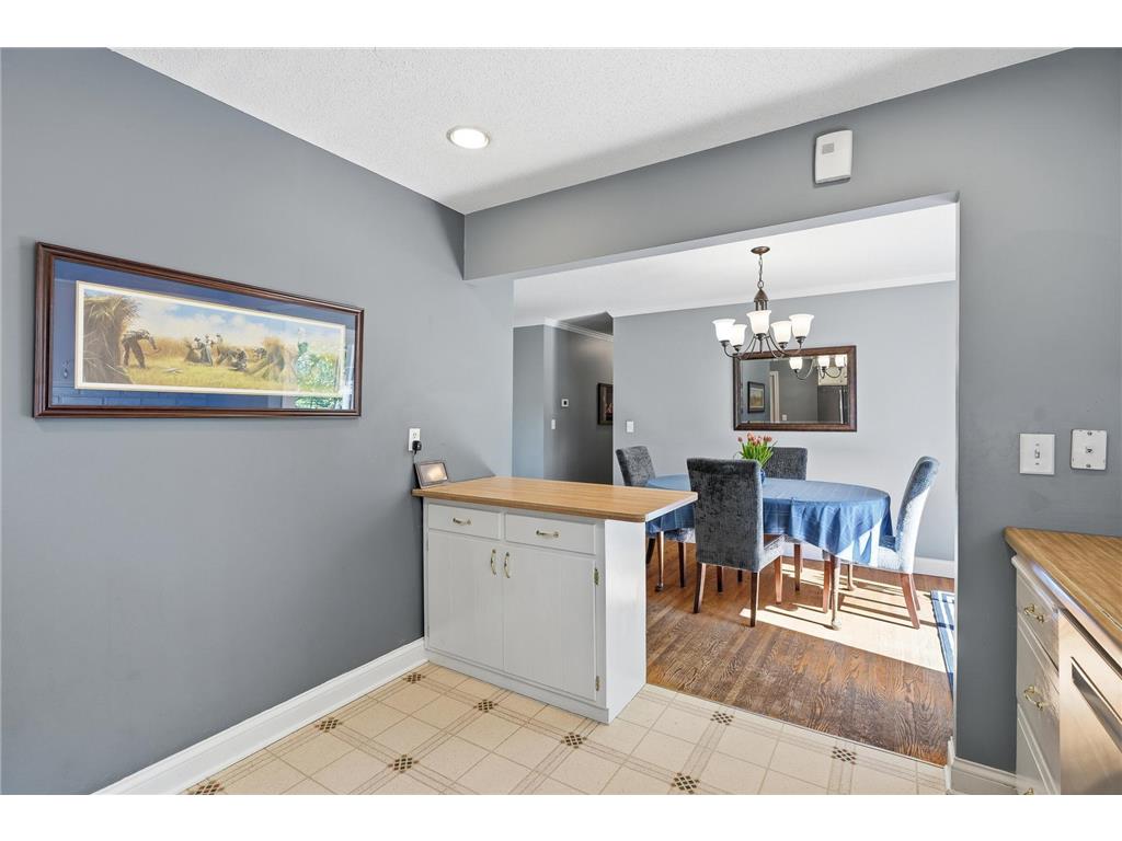 2149 Lamplight Drive Woodbury MN 55125 7065529 image15