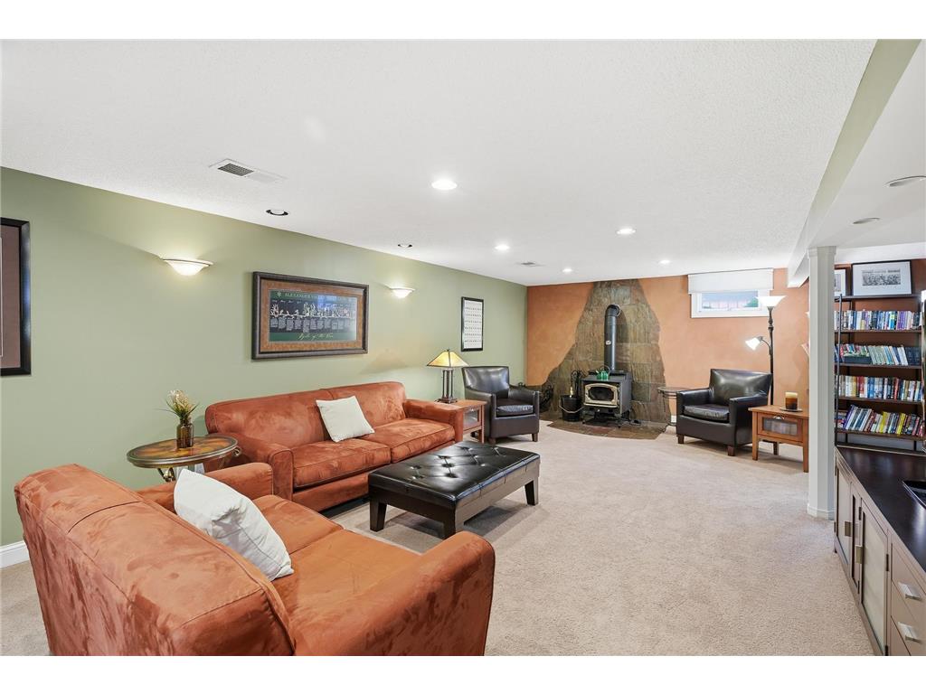 2149 Lamplight Drive Woodbury MN 55125 7065529 image23