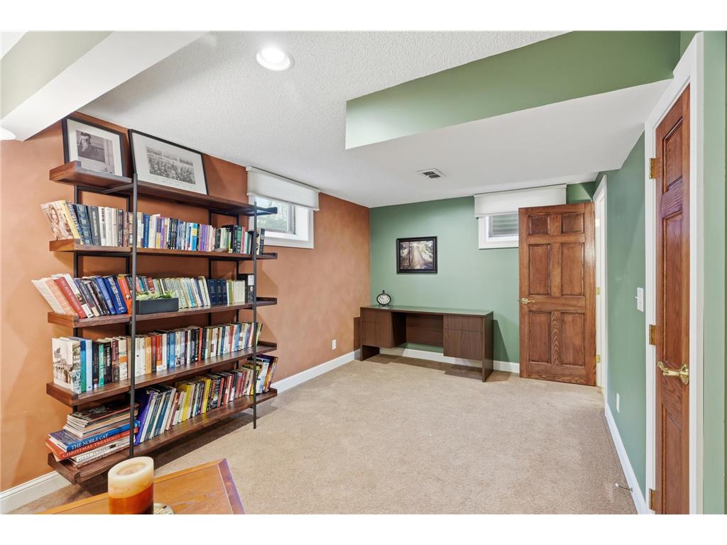 2149 Lamplight Drive Woodbury MN 55125 7065529 image26