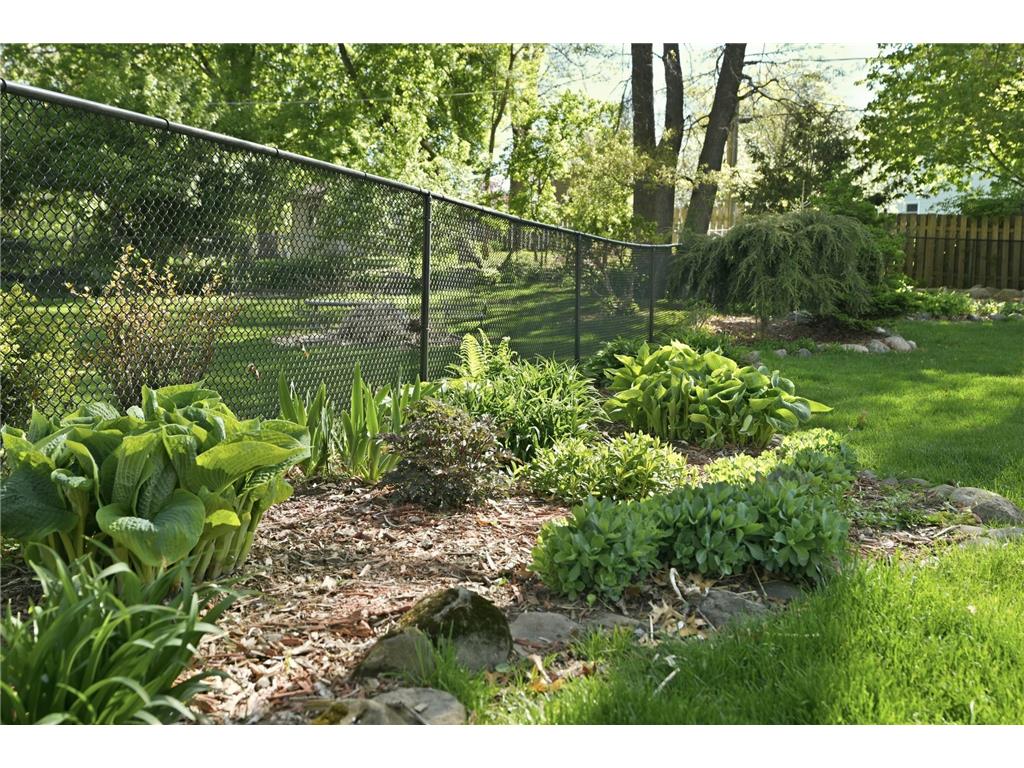 2149 Lamplight Drive Woodbury MN 55125 7065529 image32