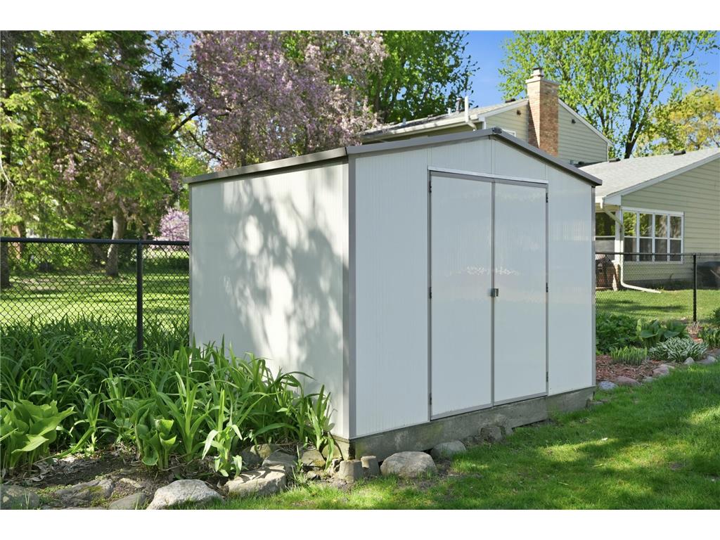 2149 Lamplight Drive Woodbury MN 55125 7065529 image36