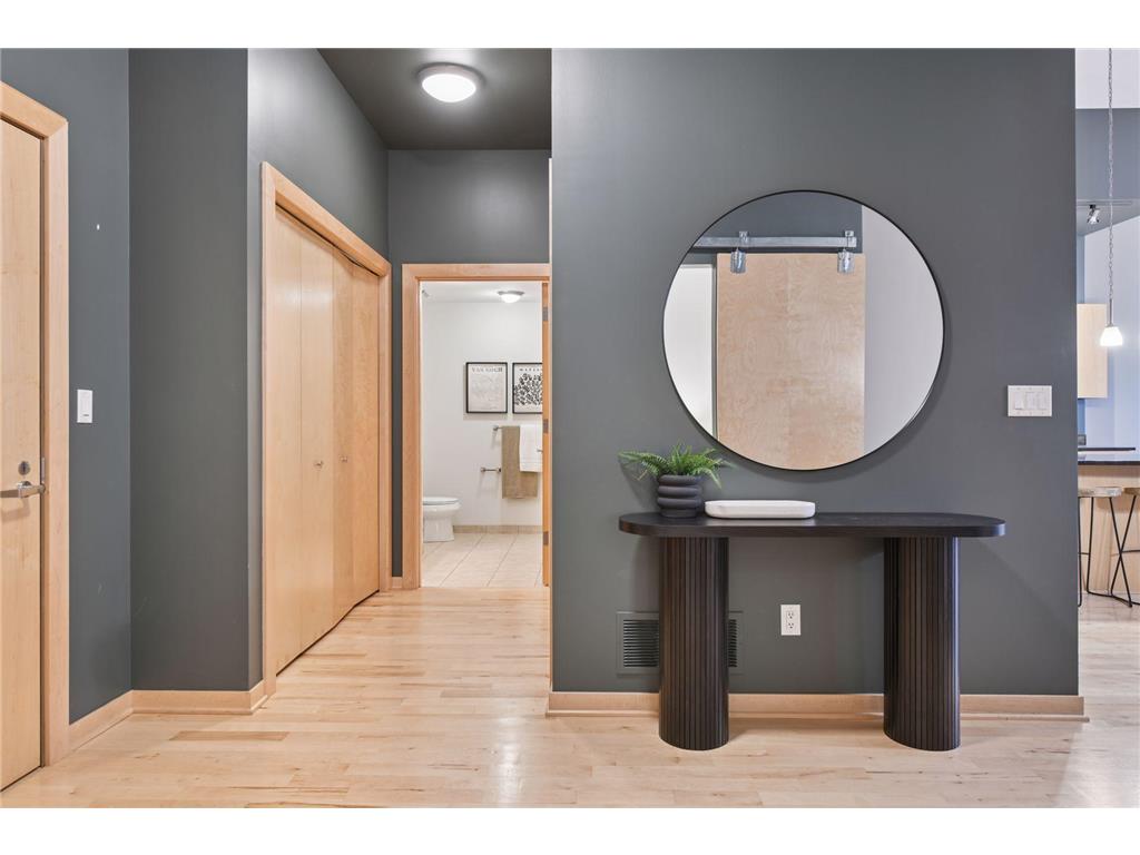 215 10th Avenue S #114 Minneapolis MN 55415 7020770 image25