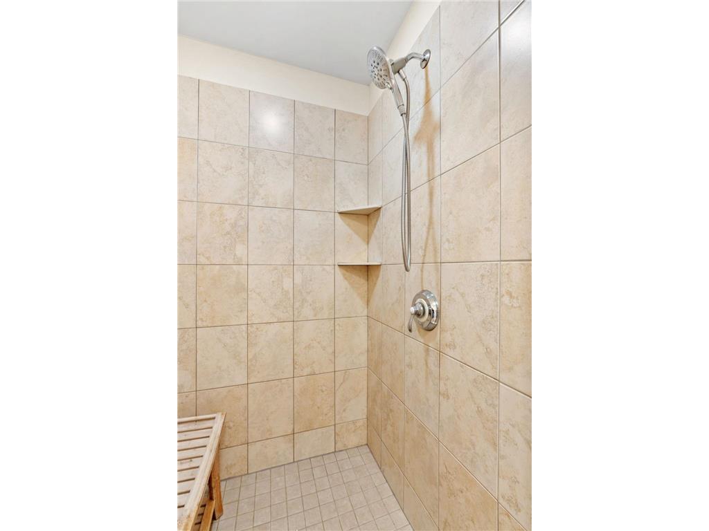 215 10th Avenue S #207 Minneapolis MN 55415 7071940 image22