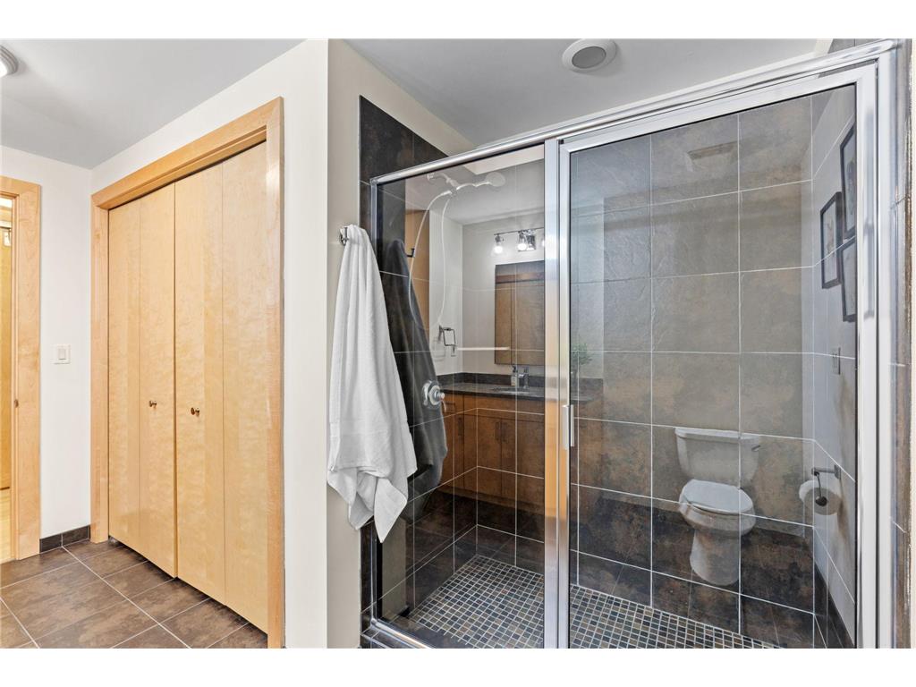 215 10th Avenue S #207 Minneapolis MN 55415 7071940 image27