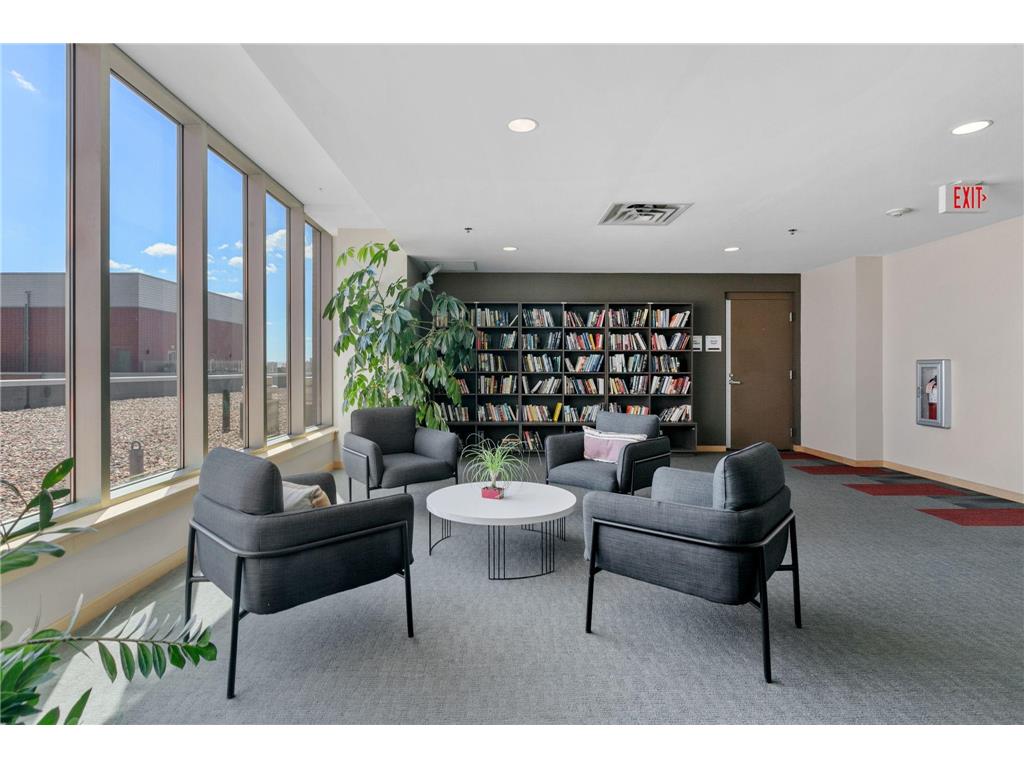 215 10th Avenue S #207 Minneapolis MN 55415 7071940 image38