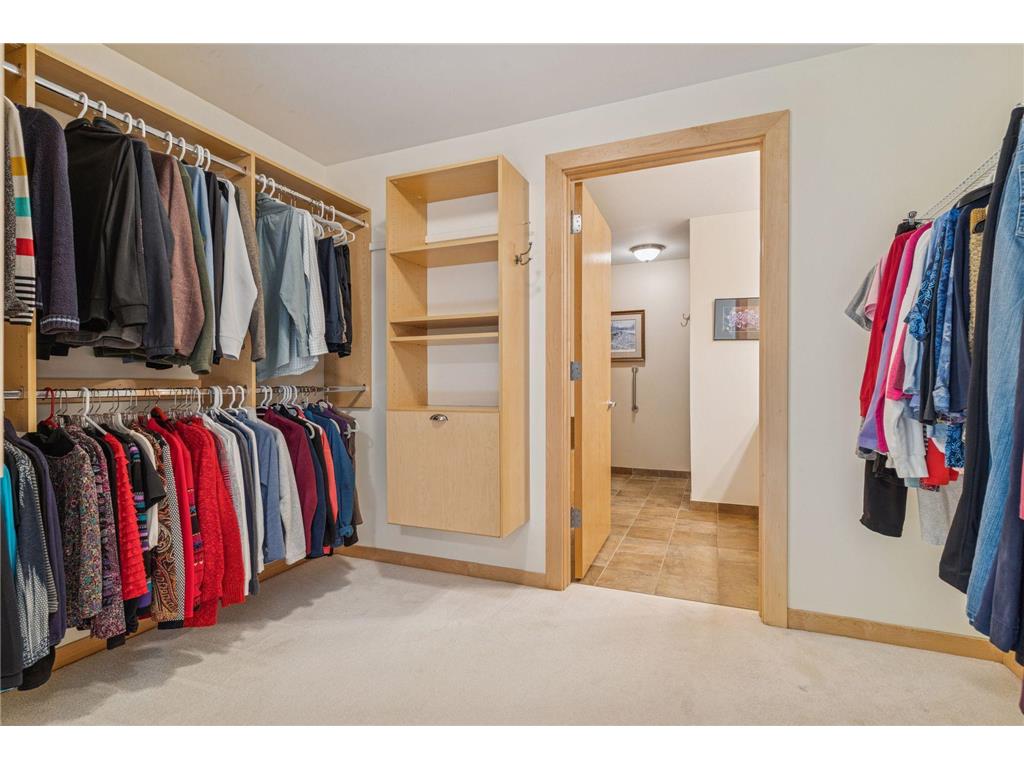 215 10th Avenue S #211 Minneapolis MN 55415 7000861 image32