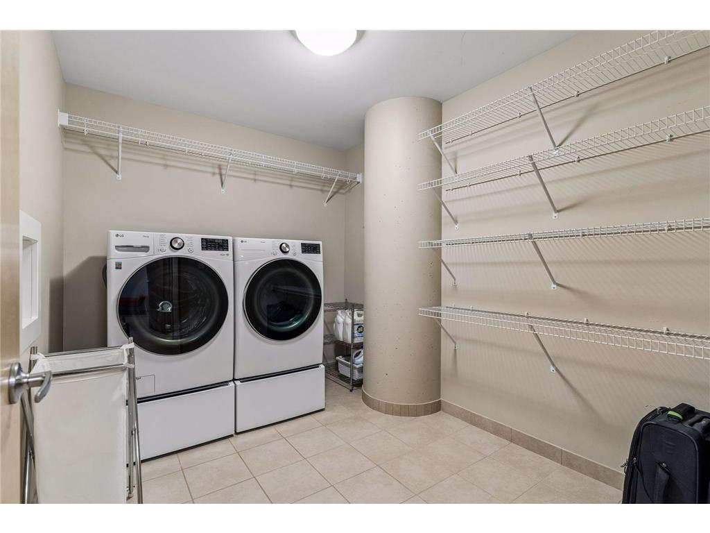 215 10th Avenue S #212 Minneapolis MN 55415 7008621 image41