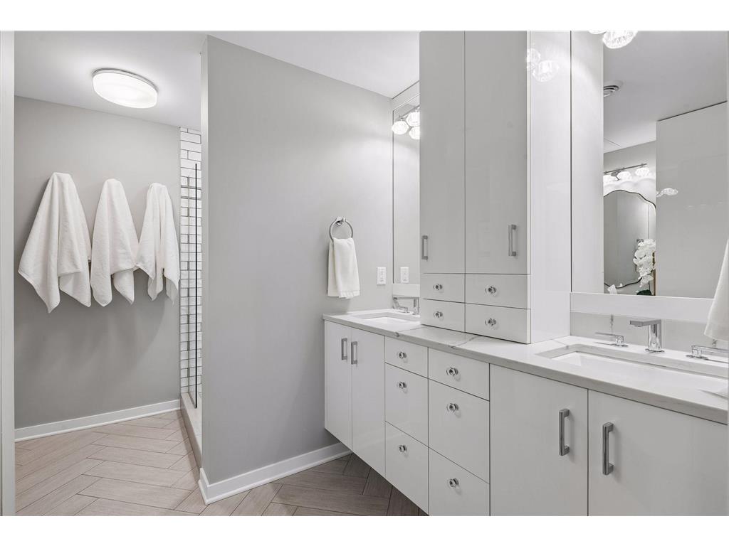 215 10th Avenue S #213 Minneapolis MN 55415 7062502 image32