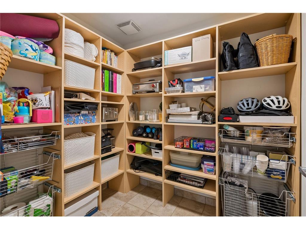 215 10th Avenue S #213 Minneapolis MN 55415 7062502 image45