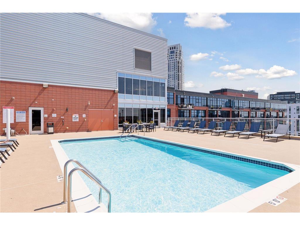 215 10th Avenue S #213 Minneapolis MN 55415 7062502 image88