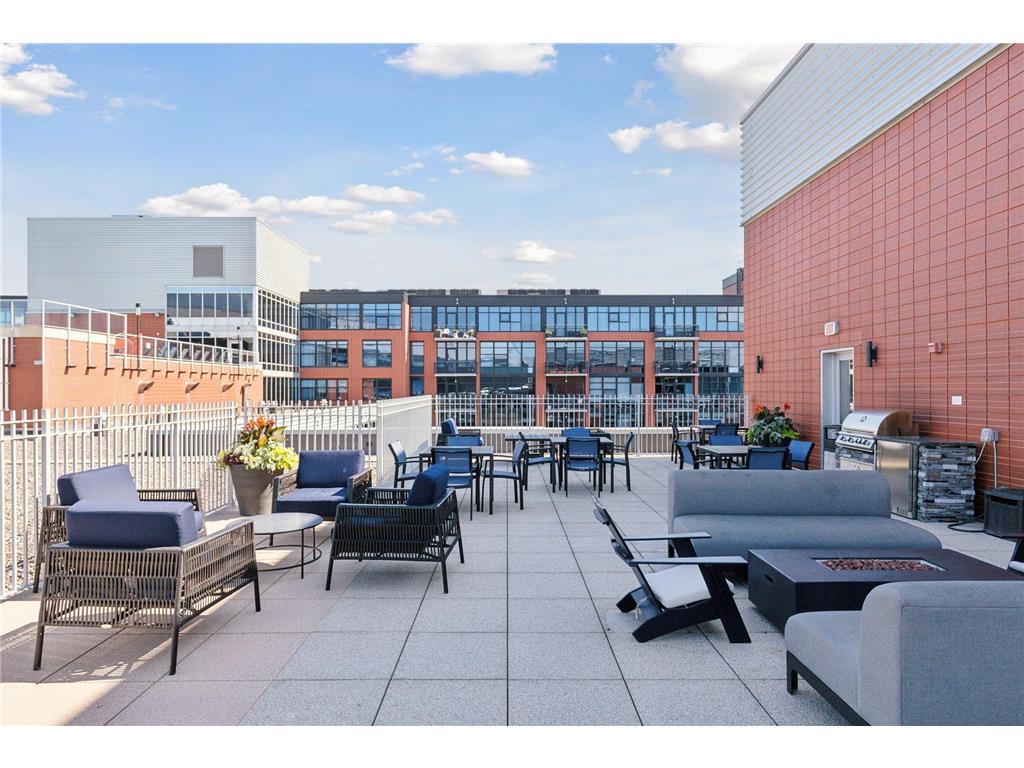 215 10th Avenue S #213 Minneapolis MN 55415 7062502 image98