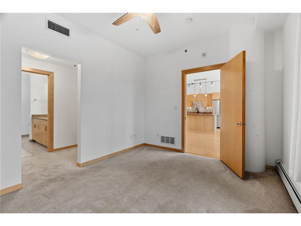 215 10th Avenue S #230 Minneapolis MN 55415 7037413 image16
