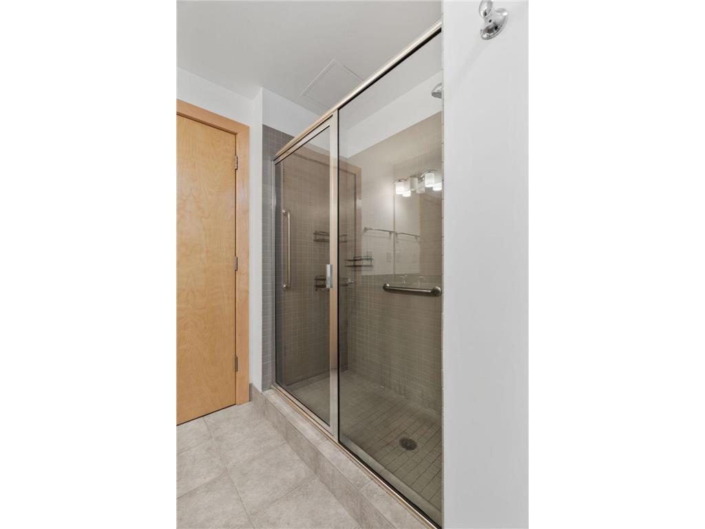 215 10th Avenue S #230 Minneapolis MN 55415 7037413 image20