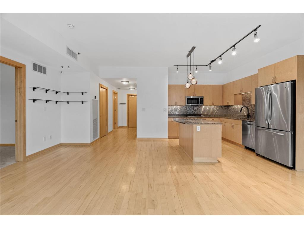 215 10th Avenue S #230 Minneapolis MN 55415 7037413 image7