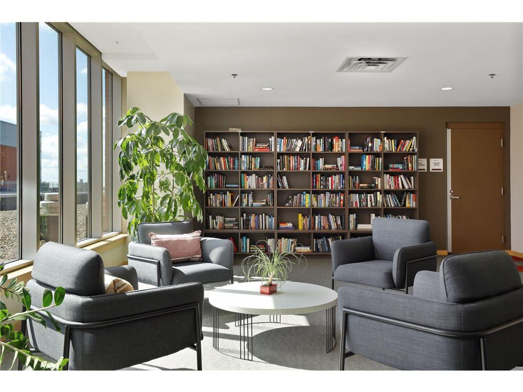 215 10th Avenue S #312 Minneapolis MN 55415 6787958 image58