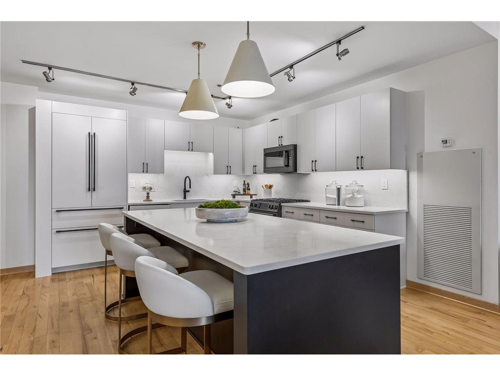 215 10th Avenue S #321 Minneapolis MN 55415 7089181 image1