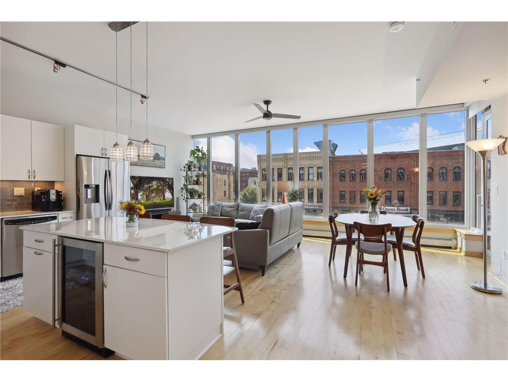 215 10th Avenue S #328 Minneapolis MN 55415 6427792 image1