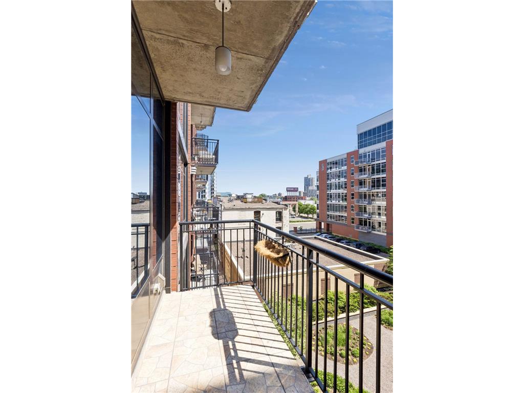 215 10th Avenue S #411 Minneapolis MN 55415 7052220 image6