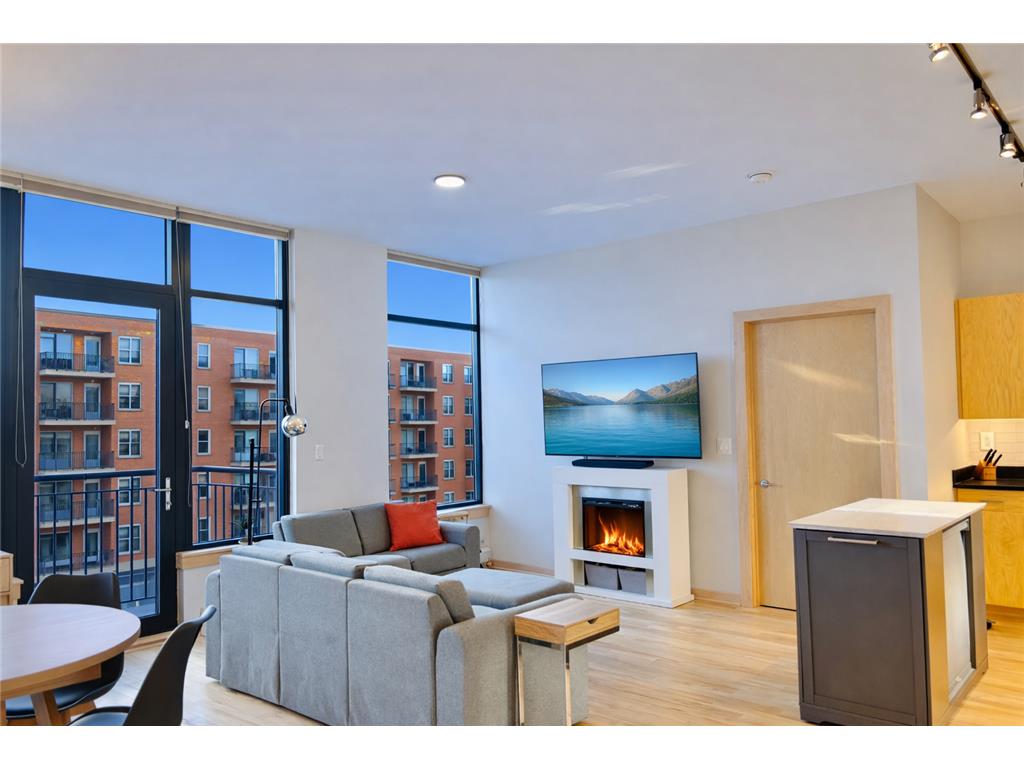 215 10th Avenue S #503 Minneapolis MN 55415 6816828 image1