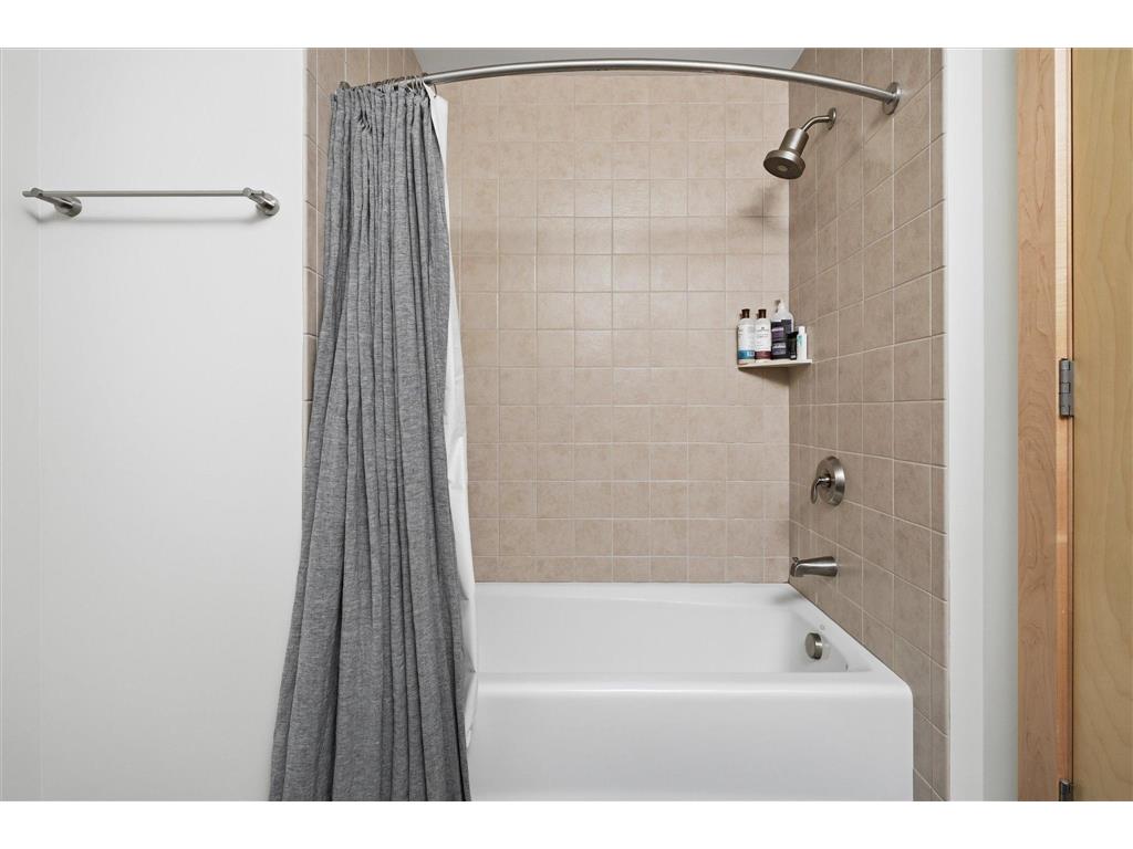 215 10th Avenue S #528 Minneapolis MN 55415 7062970 image35