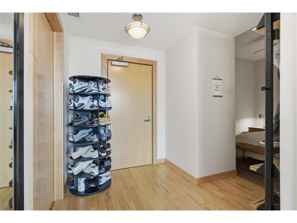 215 10th Avenue S #528 Minneapolis MN 55415 7062970 image38