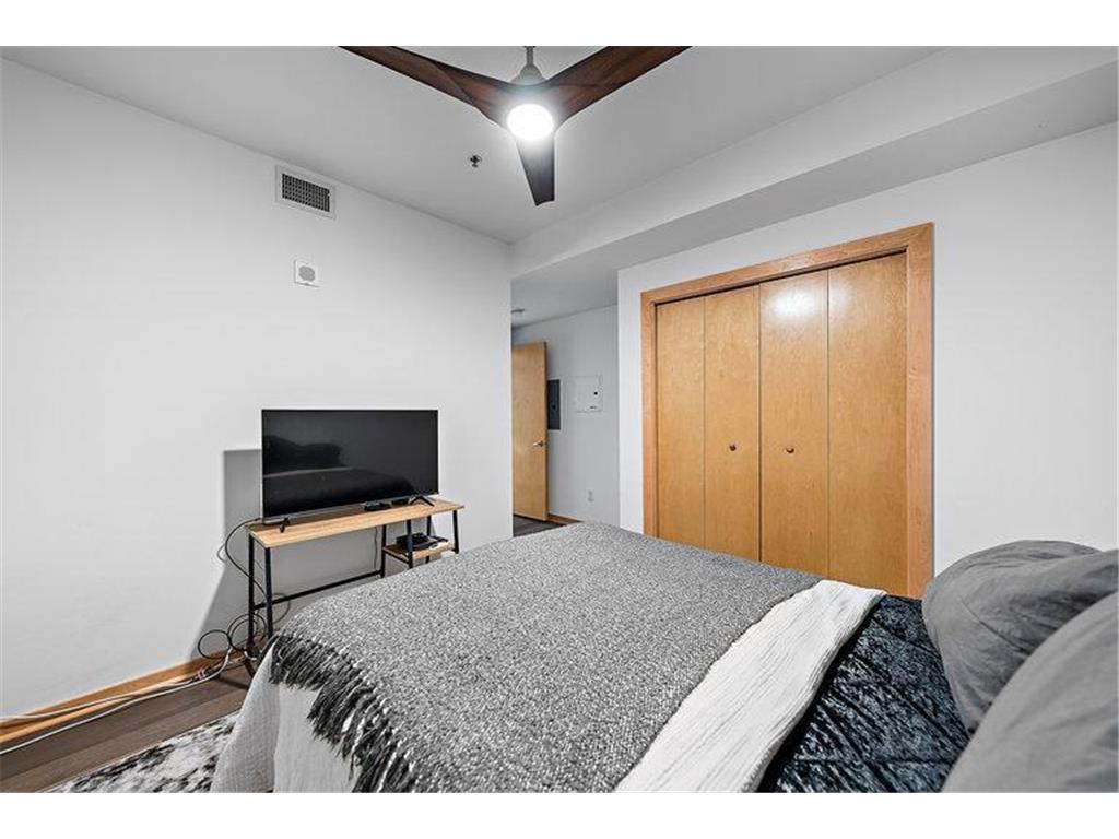 215 10th Avenue S #703 Minneapolis MN 55415 6714370 image16