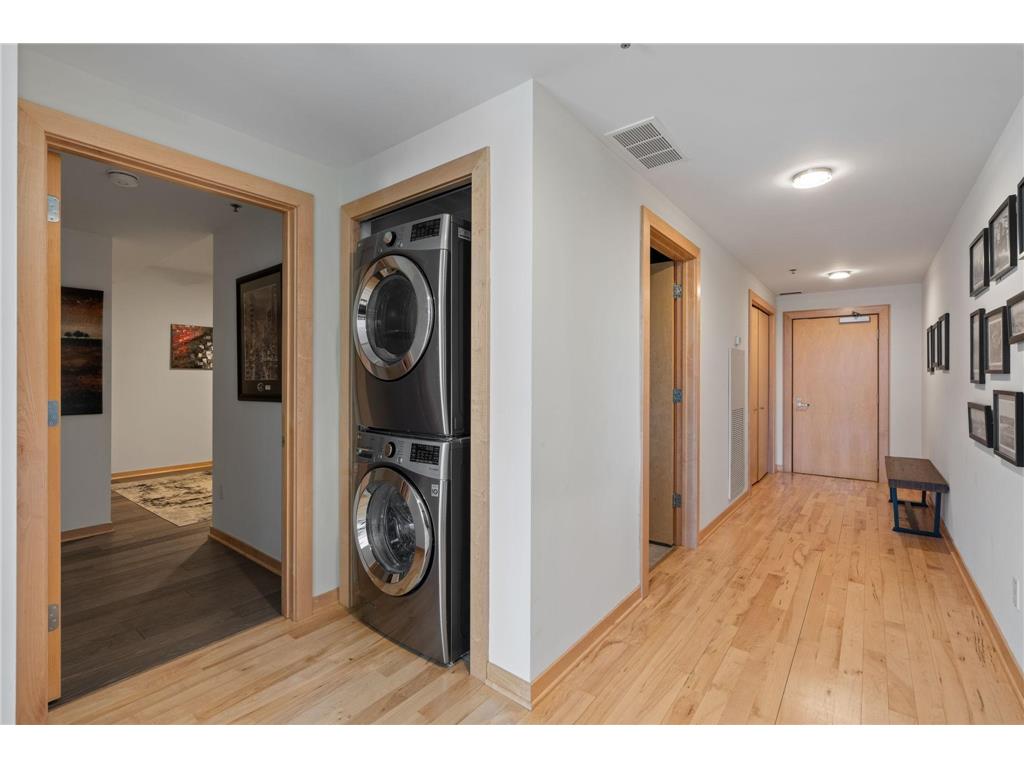 215 10th Avenue S #703 Minneapolis MN 55415 7031766 image17