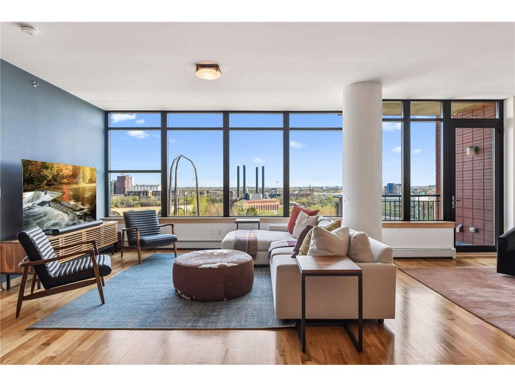 215 10th Avenue S #708 Minneapolis MN 55415 7050013 image1