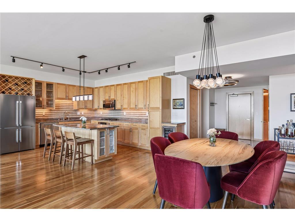 215 10th Avenue S #708 Minneapolis MN 55415 7050013 image17